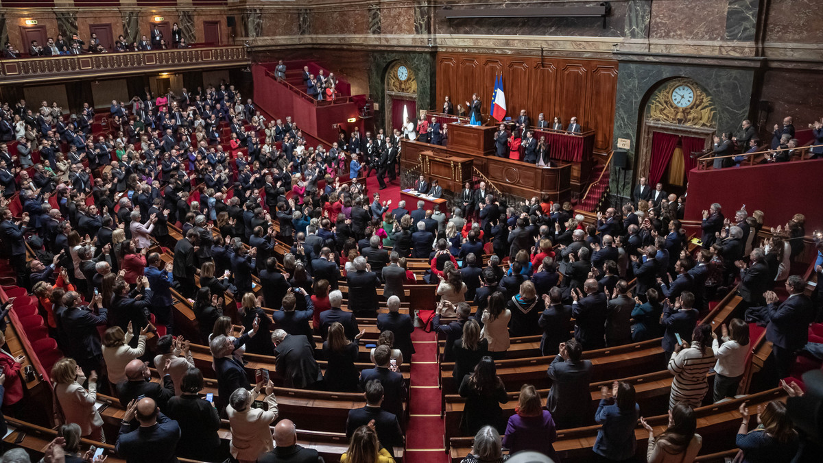Historyczna decyzja we Francji w sprawie aborcji. Pierwszy taki kraj na świecie