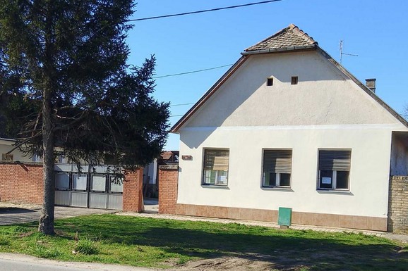 Na prodaju kuća sa velikim placem za 37.000 evra! Ima i pomoćne objekte: Idealna za miran život van grada (FOTO)
