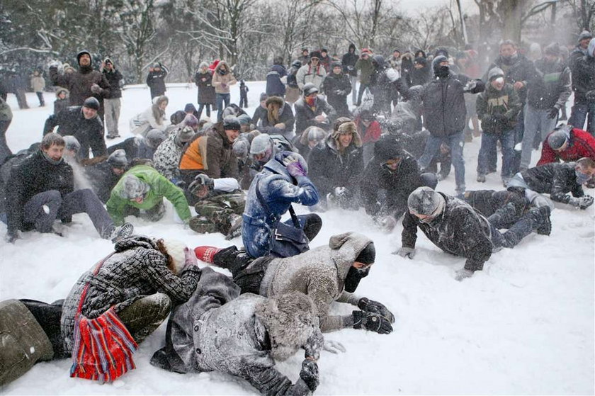 Bitwa na śnieżki w Poznaniu. Zdjęcia!