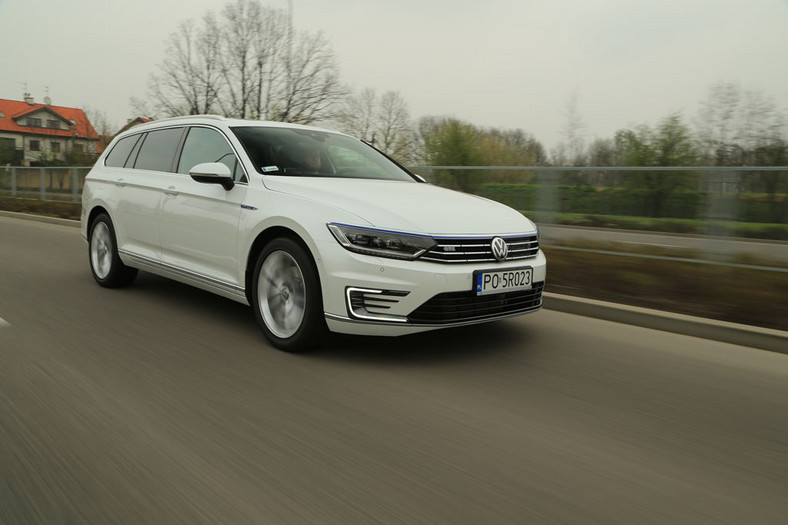 Test Volkswagena Passata GTE