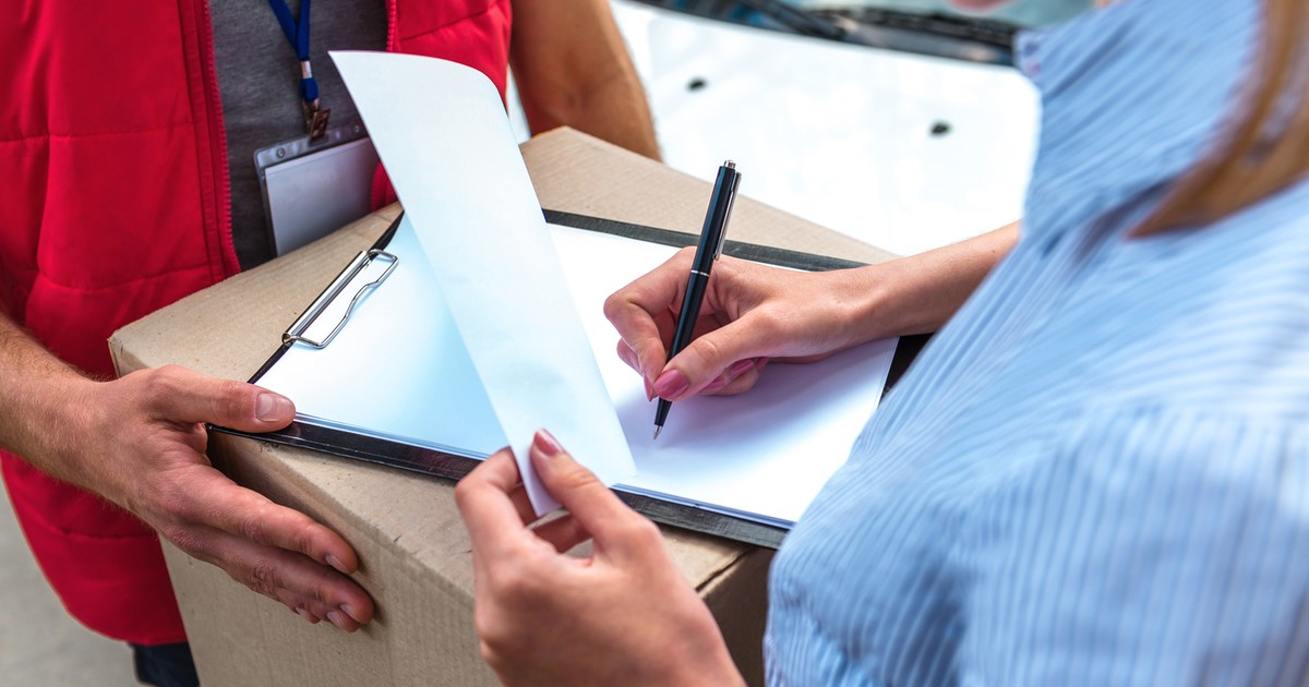 Czy kurierzy pracują w Wigilię? Ważne wieści dla osób czekających na paczki