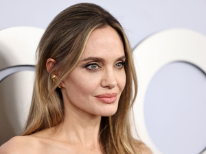 Angelina Jolie ritkán látott lányával lépett a vörös szőnyegre, és a lélegzeted is eláll majd a párosuktól