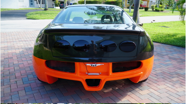 Replika Bugatti Veyrona za 4500 USD