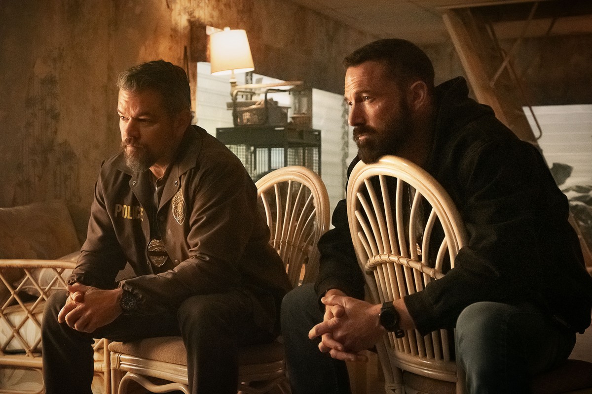 Matt Damon jako porucznik Dane Dumars oraz Ben Affleck jako sierżant JD Byrne w filmie "RIP"