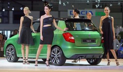 Skoda szybka jak diabli - 7 sekund do Polski