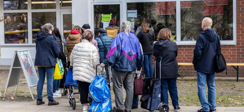 14 mln mieszkańców w biedzie. Niemcom coraz trudniej związać koniec z końcem. "Wstyd dla tak bogatego kraju"