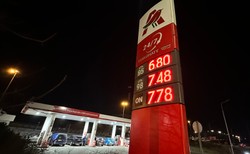 Sobota: Wielkie tankowanie za 6,80 zł. Na tych stacjach benzyna 95 jest najtańsza [LISTA]