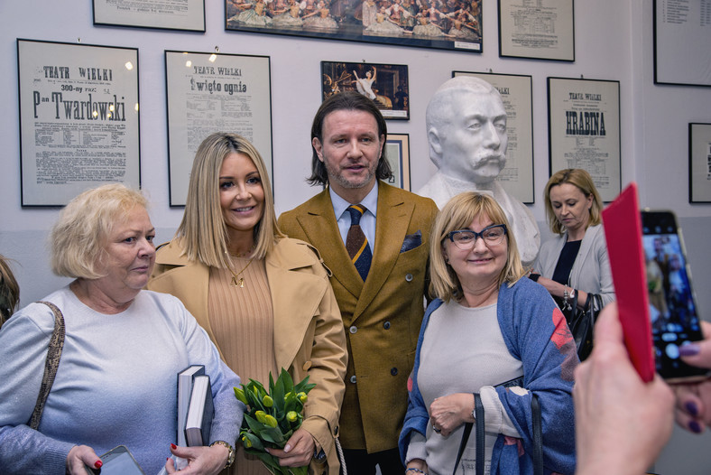 Małgorzata Rozenek-Majdan i Radosław Majdan na premierze książki "Taniec na gruzach"