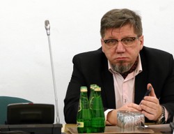 Kołodziejski: Nie ma nacisków politycznych na KRRiT, choć...