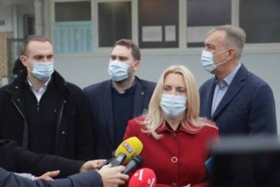 Željka Cvijanović na glasanju u Banjaluci