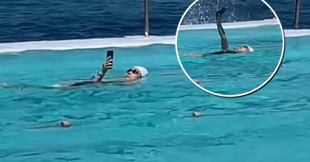 Pływała na basenie i nagle zrobiła to. Film hitem sieci. "Świat zwariował"