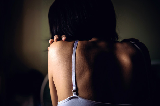 Jako 16-latka była molestowana seksualnie. Po 8 latach zawiadomiła prokuraturę