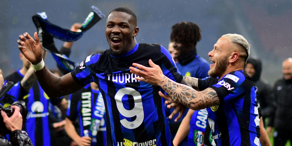 Piłkarze Interu po raz dwudziesty zdobyli mistrzostwo Włoch! Francuz Marcus Thuram był przeszczęśliwy!