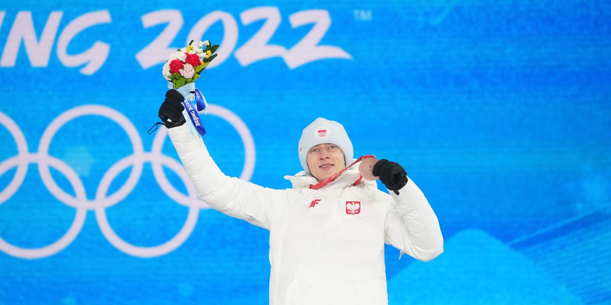 Dawid Kubacki we wtorek odebrał swój pierwszy indywidualny medal olimpijski.