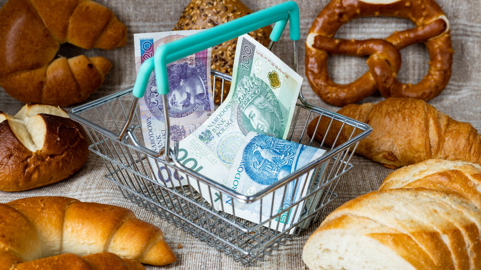 Szczyt inflacji przed nami. Do marca 2023 ceny w Polsce będą przyspieszać
