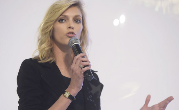 Anja Rubik: Jak można godzić się na podporządkowanie praw obywatelskich Kościołowi?