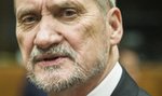 Macierewicz doniósł na Tuska! Były premier może mieć kłopoty