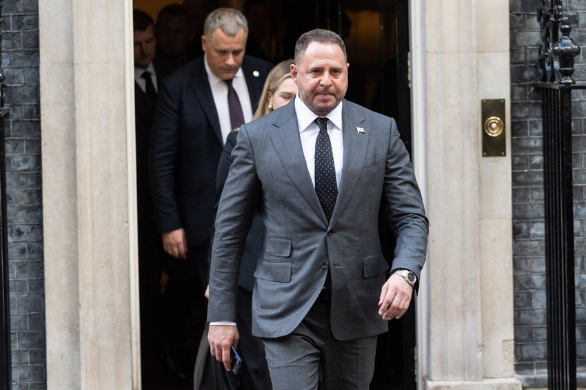 Mindič je posetio predsednički kabinet najmanje tri puta tokom 2020, gde se sastao sa Jermakom