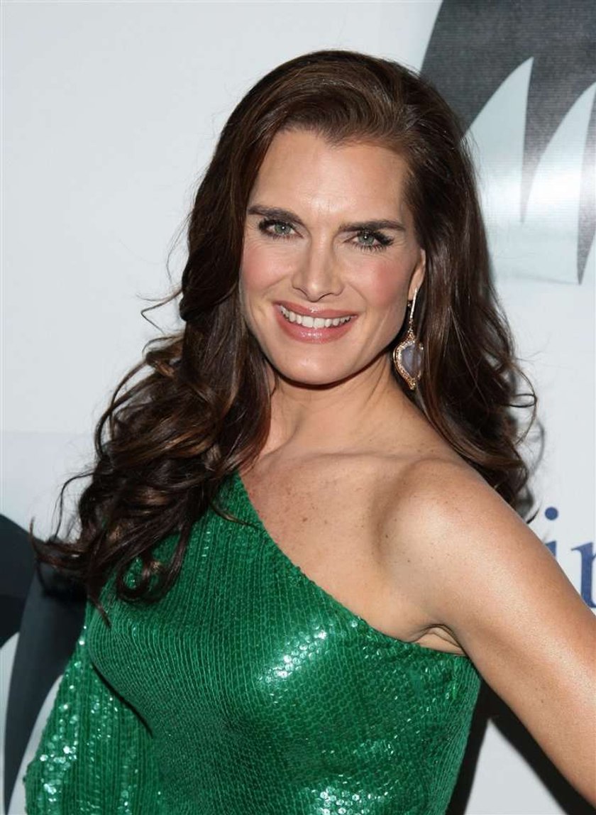 Seksowna Brooke Shields na motorze