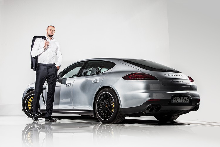 Marcin Gortat i porsche panamera GTS
