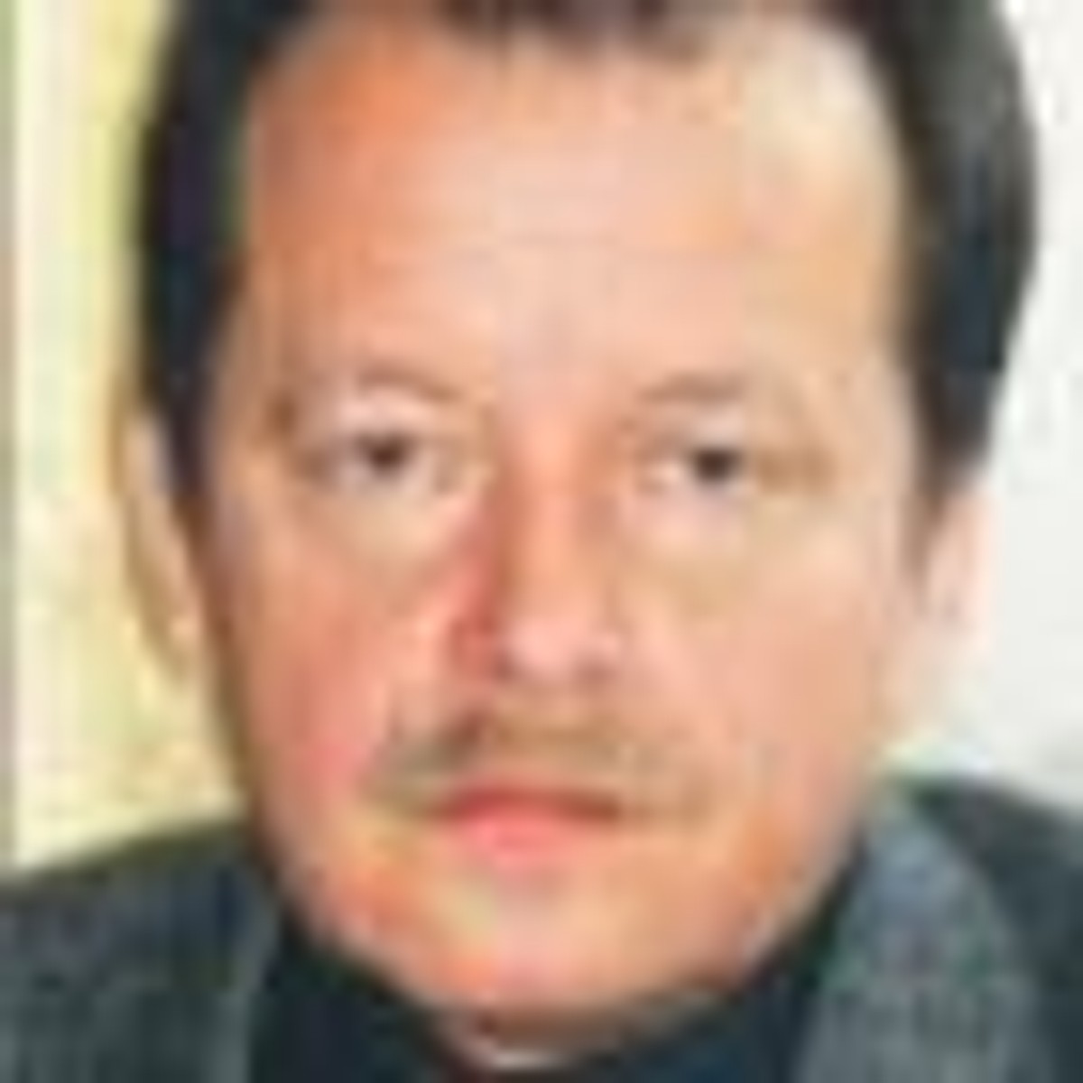Janusz Świętoń | dyrektor I Liceum Ogólnokształcącego im. S. Konarskiego w Mielcu