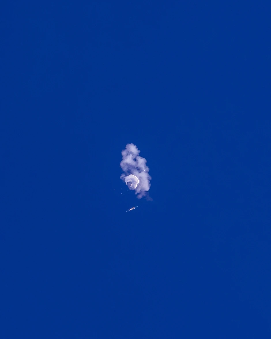 Kineski balon iznad Atlantskog okeana