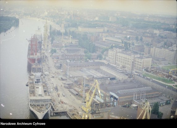 Stocznia Szczecińska im. Adolfa Warskiego