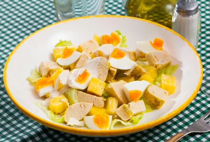 Piletina i jaja na tanjiru - zdrav izbor