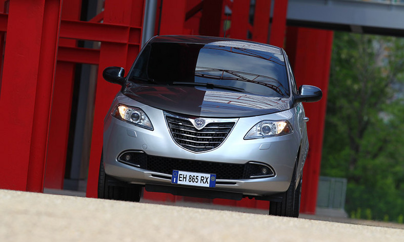 Lancia Ypsilon czwartej generacji w pełnej okazałości