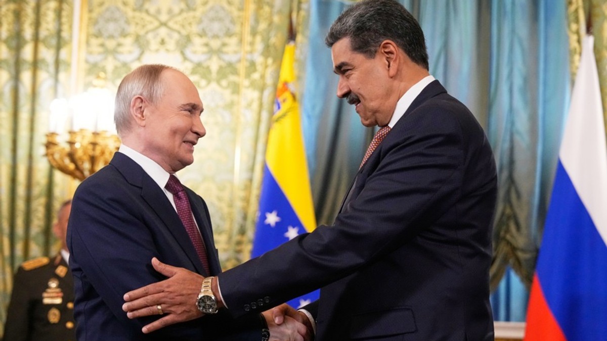 Vladimir Putin i Nikolas Maduro u Moskvi 7. maja 2025.