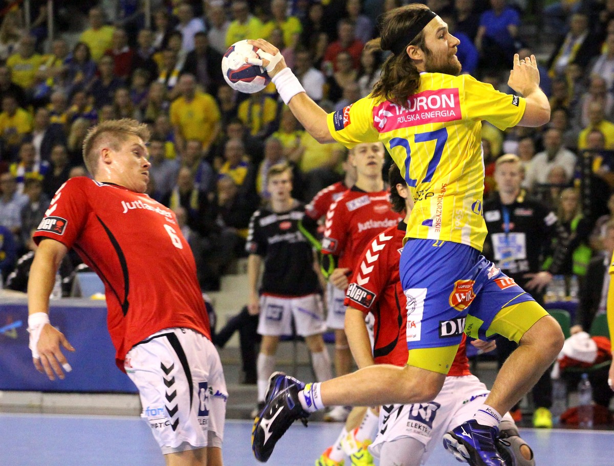 Piłkarze ręczni Vive Tauron Kielce nadal niepokonani w Lidze Mistrzów
