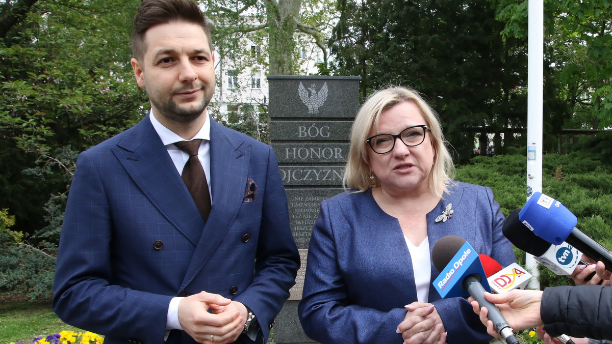 Wiceminister sprawiedliwości Patryk Jaki, na konferencji prasowej w Opolu poparł minister Beatę Kempę, startującą w okręgu opolsko-dolnośląskim z list PiS do Parlamentu Europejskiego. Skrytykował też kandydującego z list KE marszałka Andrzeja Bułę.