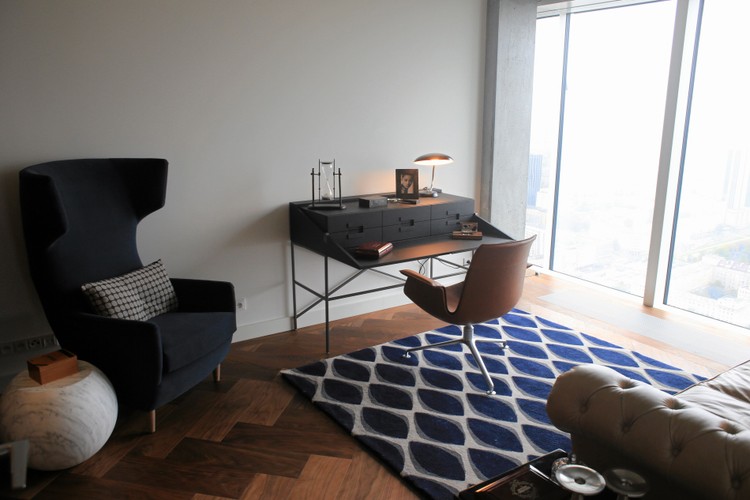 Złota 44, wnętrza w apartamentowcu Libenskinda (4)