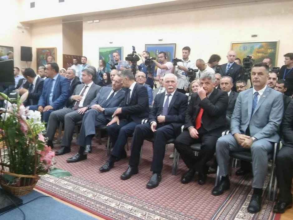 Izetbegović na sednici BNV