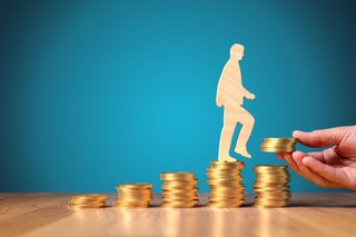 Jak naprawić finanse publiczne? Konstytucja to podstawa