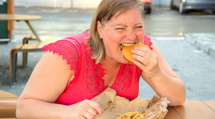 Nyáron is nagyon oda kell figyelni, hogy mi eszünk, és elegendő a korábban fogyasztott kalóriamennyiség fele Fotó: Shutterstock