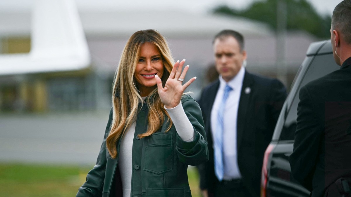 Melanija Tramp nosi kožnu jaknu koja će u trenu postati hit i igla - štikle