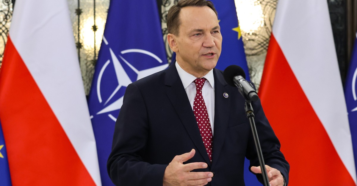 Szef MSZ o sytuacji w Iranie: ambasada RP bezpieczna, sytuacja bardzo skomplikowana