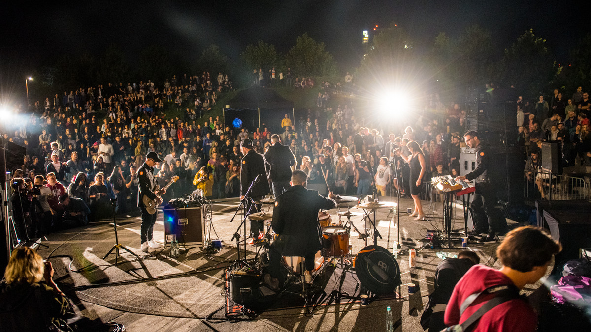 Przyszłoroczny festiwal Tauron Nowa Muzyka odbędzie się tydzień wcześniej niż pierwotnie planowano. Nowy termin imprezy to 28 czerwca – 1 lipca 2018. Miejsce pozostaje bez zmian – festiwal odbędzie się na terenie Strefy Kultury w Katowicach.