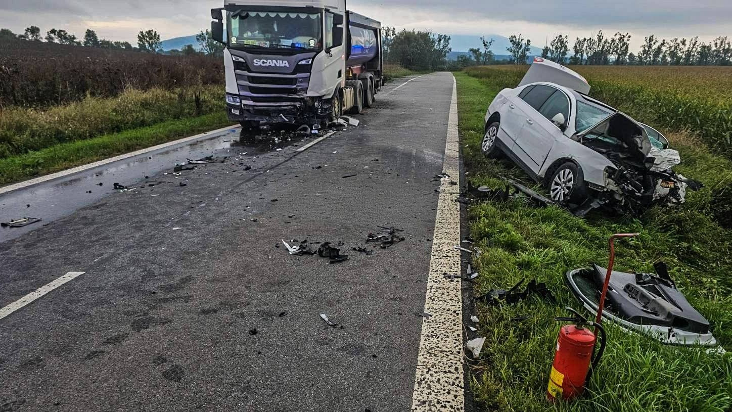 Tragická dopravná nehoda medzi Ďurkovom a Ruskovom.