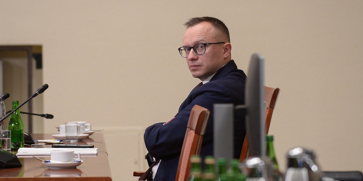 Artur Soboń stawił się na przesłuchanie przed sejmową komisją. 