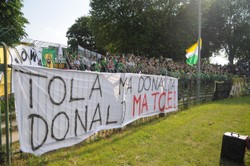 Masowe grzywny za "Tuska matoła"