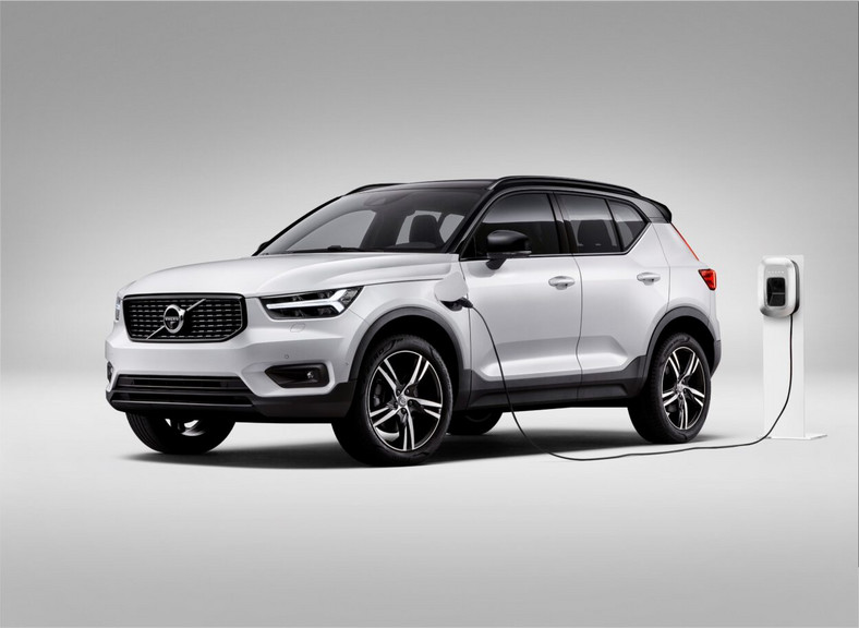 Volvo XC40 i XC90 tanieją w Polsce rekordowo. Szwedzi tną