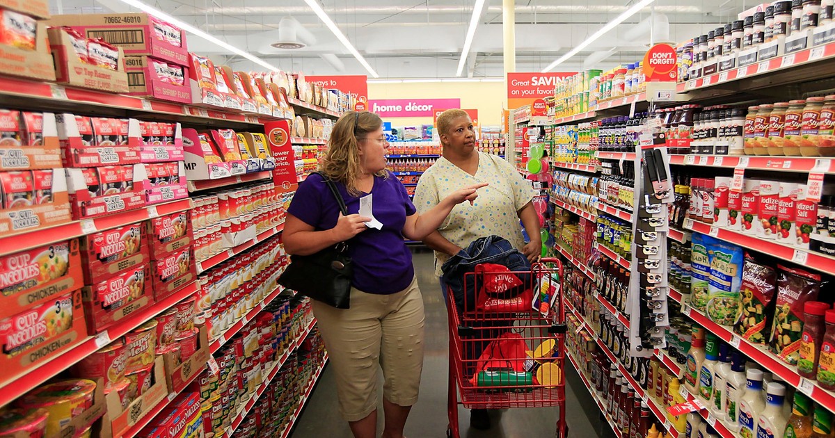 Dollar Tree to close 390 Family Dollar stores in 2019 (DLTR) | Business ...