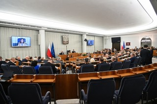 Nowela dotycząca tabletki 'dzień po' wraca do Komisji Zdrowia