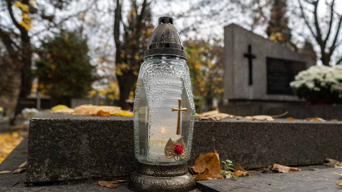 Pogoda na Wszystkich Świętych. Synoptycy przewidują deszcz i zachmurzenie 