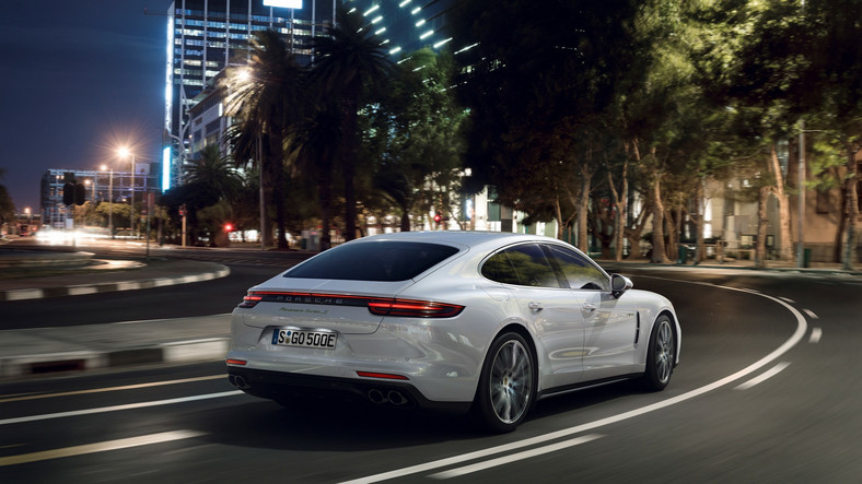 Porsche Panamera Turbo S E-Hybrid