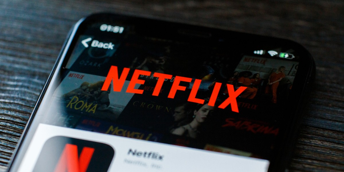 Zysk Netflix na akcję wyniósł 1,74 dol. wobec oczekiwanych przez analityków 2,14 dol. na akcję.