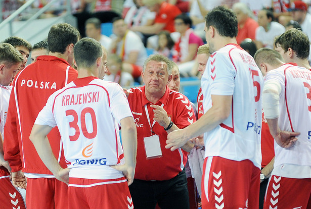 Polscy piłkarze ręczni wygrali z Tunezją 25:23