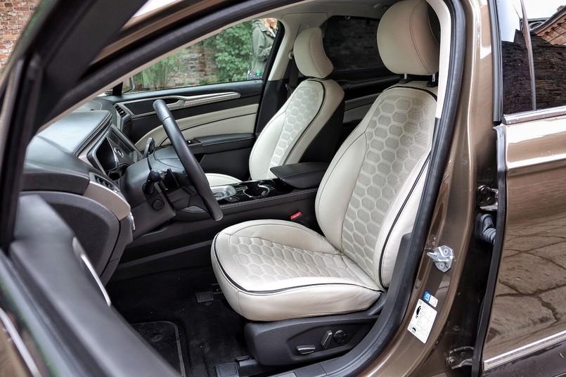 Test Ford Mondeo Vignale 2.0 TDCi Twin Turbo 210 KM